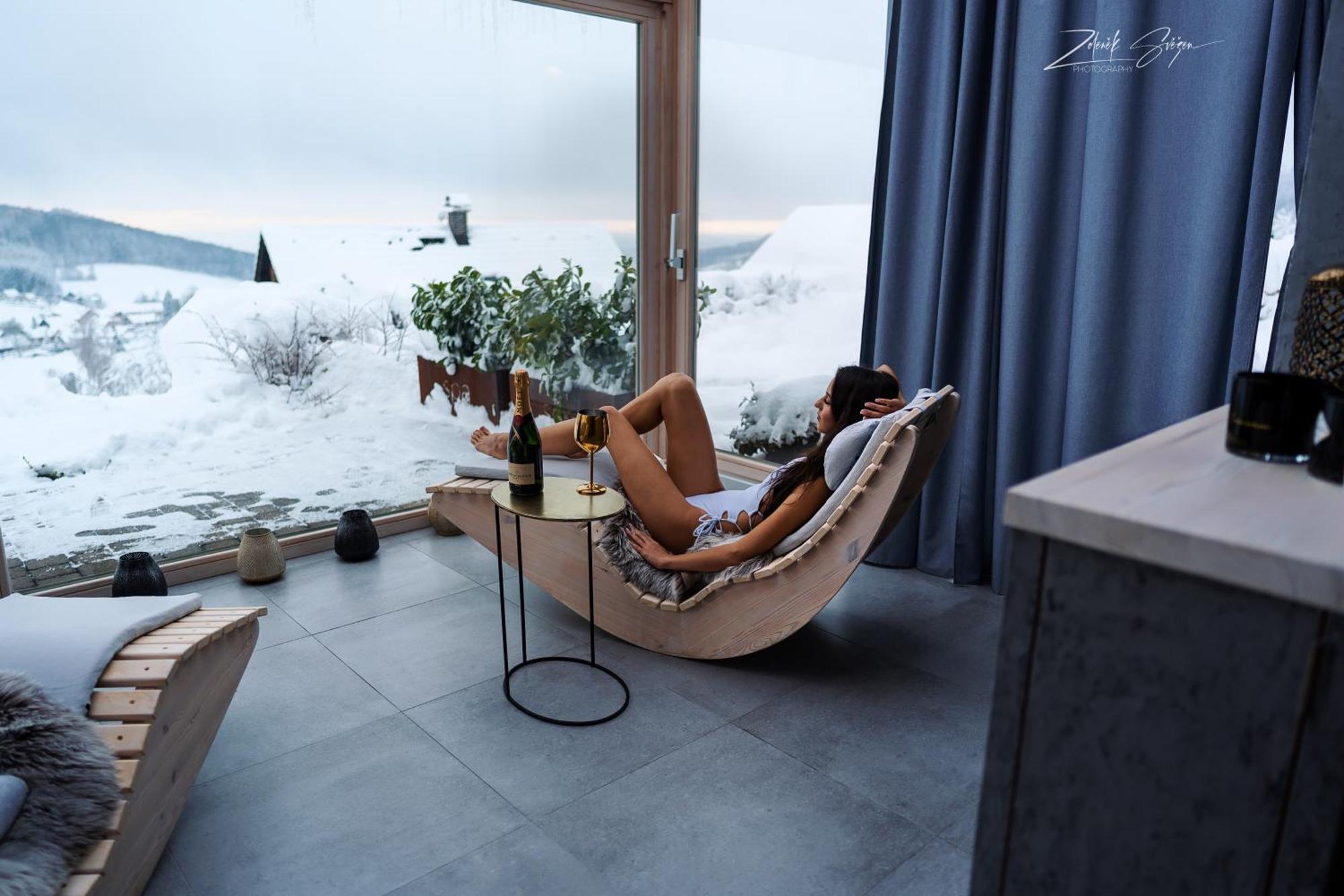 Wellness Apartmany Cesky Raj & Biokolna Lomnice nad Popelkou Buitenkant foto